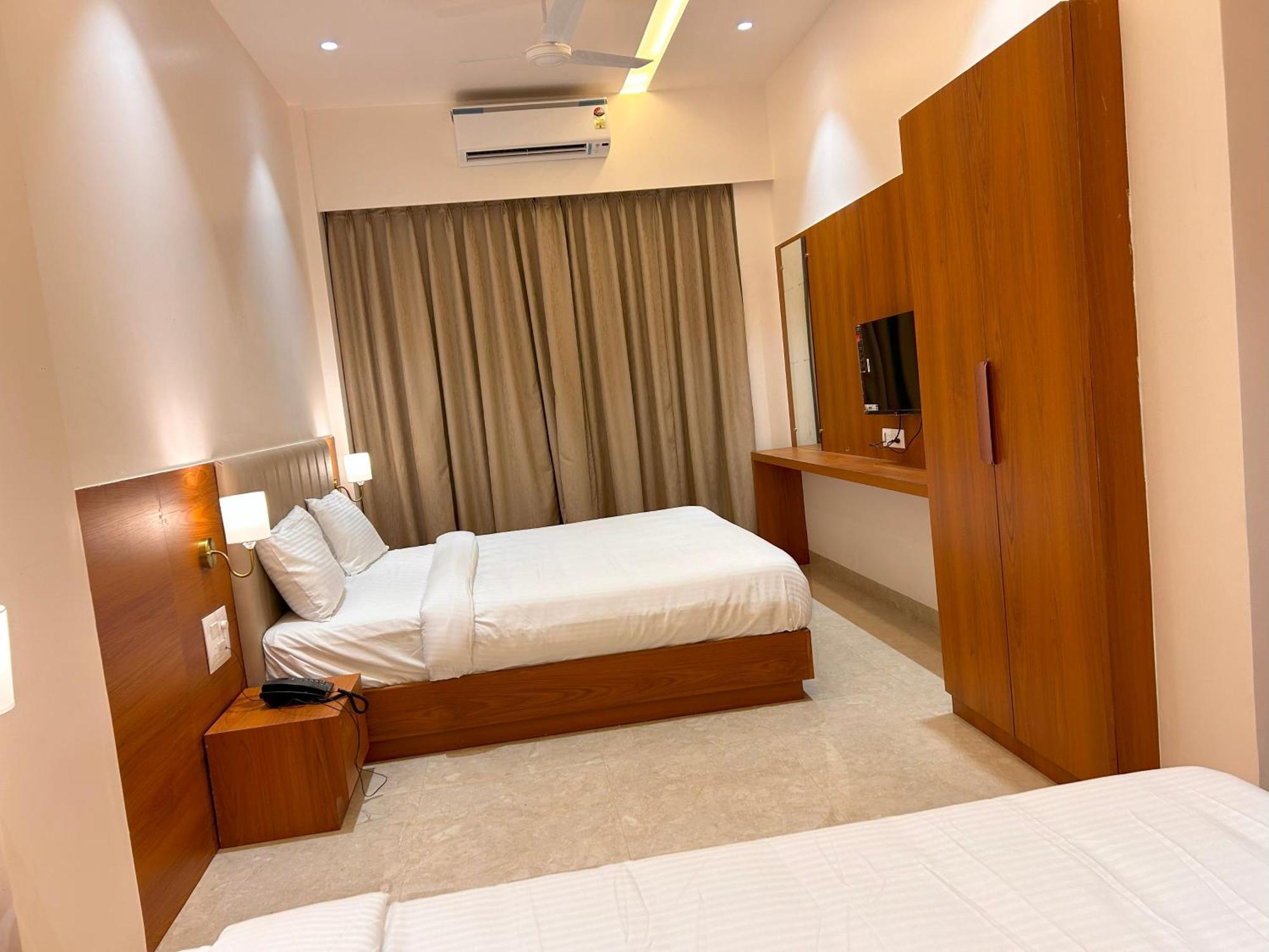 Hotel Neem Heritage Shirdi Exterior foto